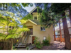 2176 W 13th Ave in Vancouver, BC - Building Photo