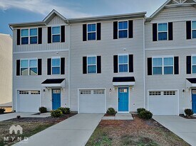 2409 Fathom Wy in Charlotte, NC - Building Photo