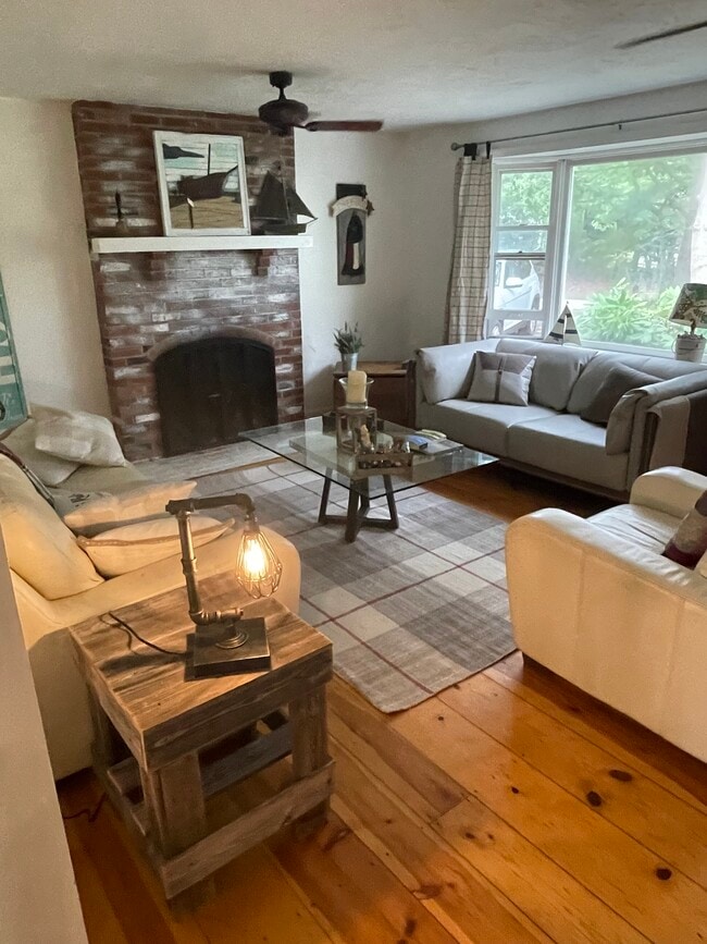 property at 6 Towhee Ln