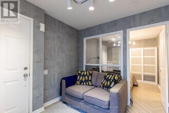 9-89 Windermere Ave in Toronto, ON - Building Photo - Building Photo