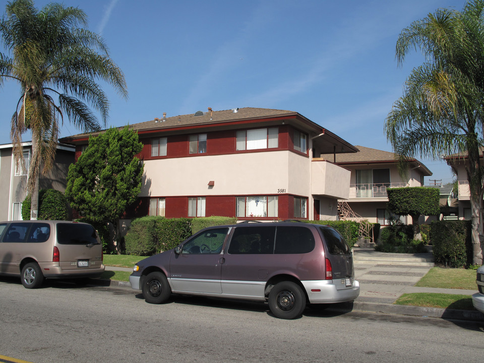 3581 Norton Ave in Lynwood, CA - Building Photo