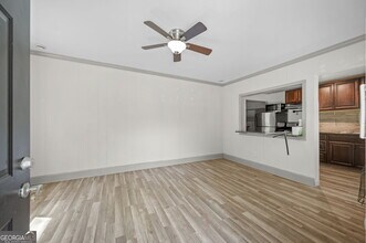 590 Glen Iris Dr NE-Unit -C in Atlanta, GA - Building Photo - Building Photo
