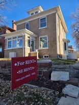 2 Pennsylvania St in Denver, CO - Building Photo