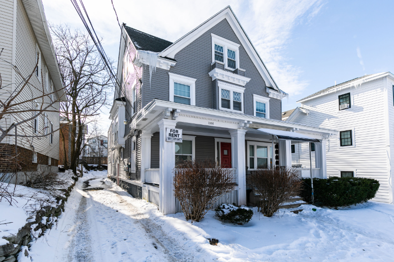 1108 Madison St in Syracuse, NY - Building Photo