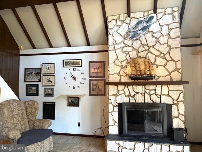 245 Crowfoot Ln in Gerrardstown, WV - Building Photo - Building Photo