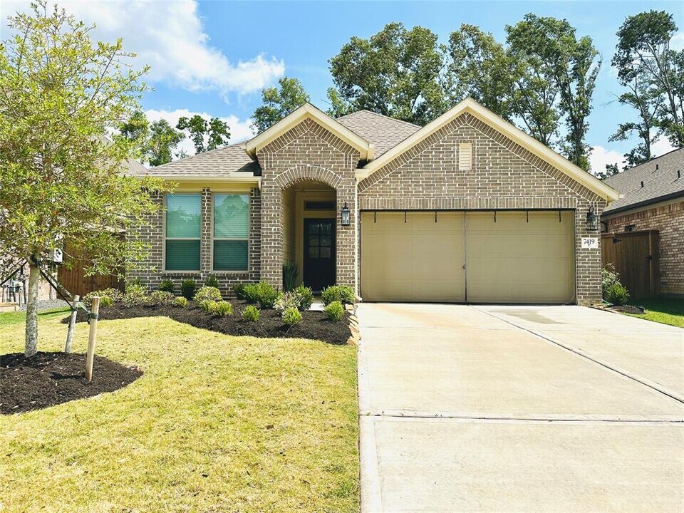 7419 Caprock Cyn Ln in Porter, TX - Foto de edificio