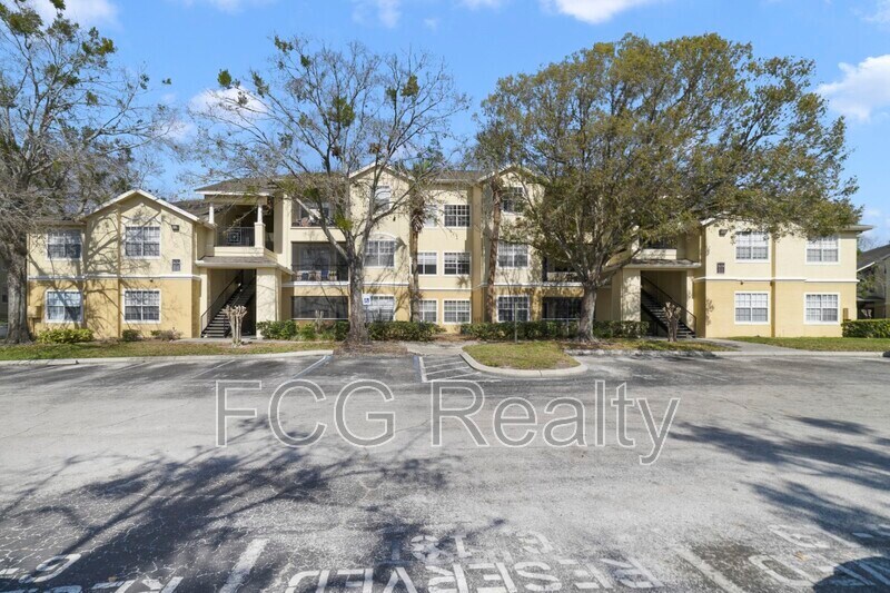 2624 Robert Trent Jones Dr in Orlando, FL - Building Photo