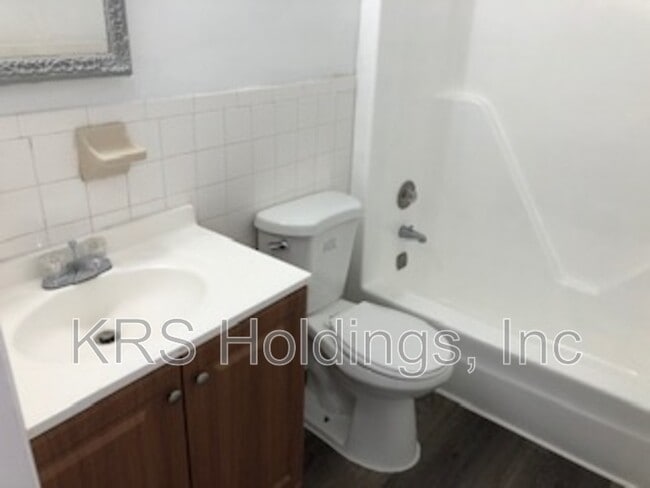 6240 Chesapeake Blvd in Norfolk, VA - Building Photo - Building Photo