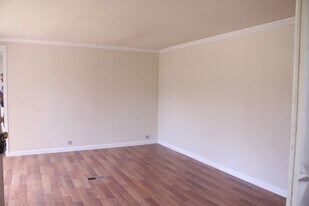 2001 Alex in Austin, TX - Building Photo