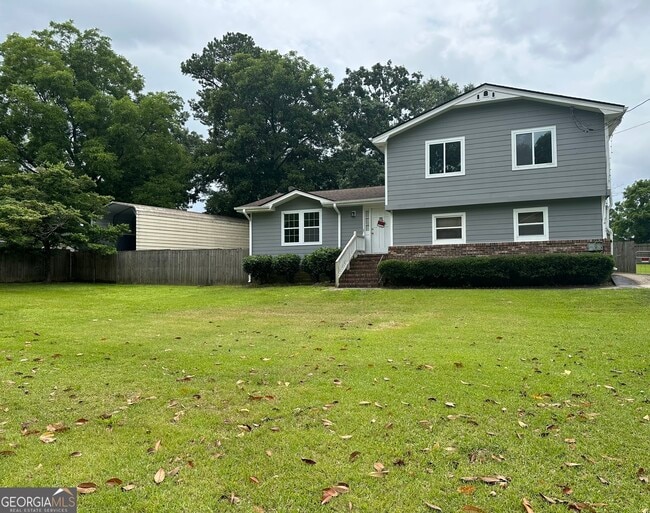 property at 2660 Turner Valley Cir SW