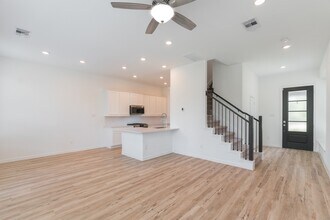 546 Dry Fork Ln in Conroe, TX - Building Photo - Building Photo