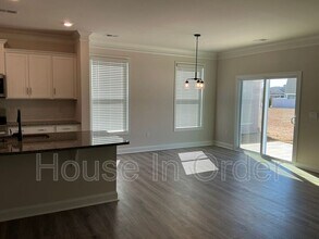 41 Silverthorne Ct in Hendersonville, NC - Building Photo - Building Photo