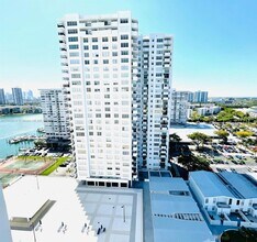 2780 NE 183rd St, Unit 1802 in Aventura, FL - Foto de edificio - Building Photo