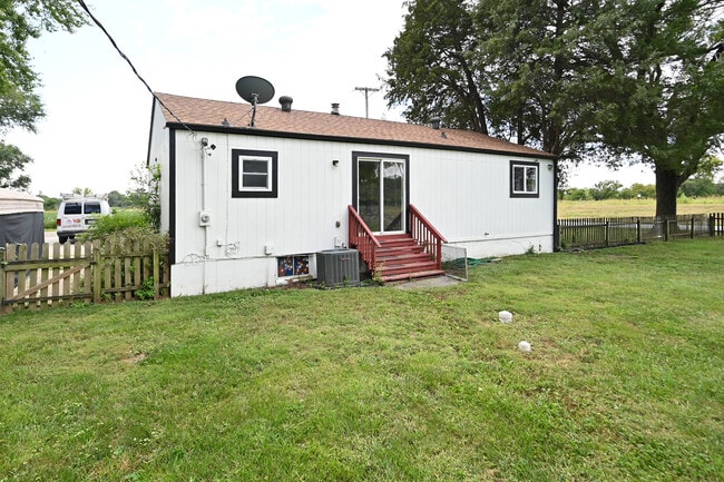 9600 NE 34th St in Kansas City, MO - Building Photo - Building Photo