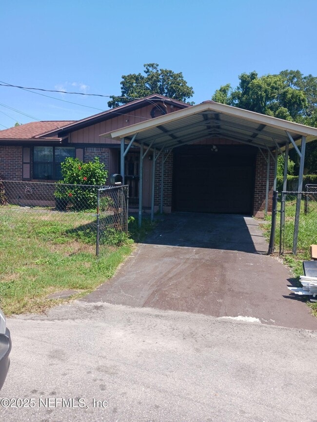 property at 619 W 16th St