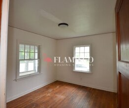 2101 Riverside Dr in Dayton, OH - Building Photo - Building Photo