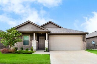 301 Capewood Dr in Terrell, TX - Building Photo