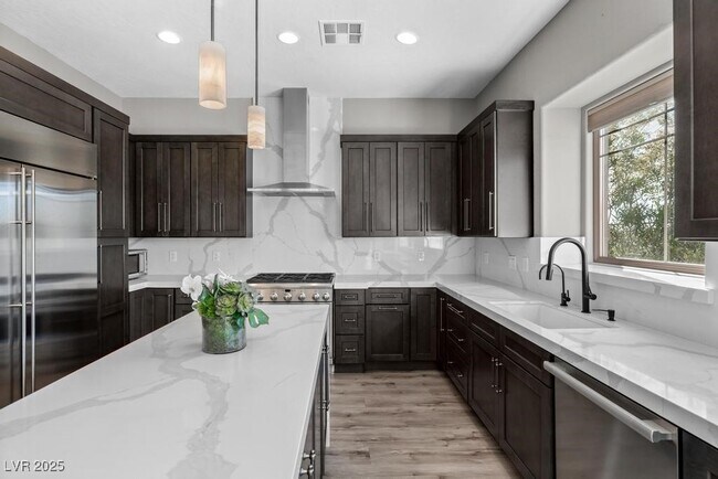 property at 9161 Tudor Park Pl