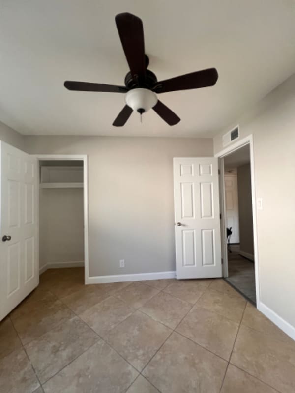 1939 E Concorda Dr in Tempe, AZ - Foto de edificio - Building Photo