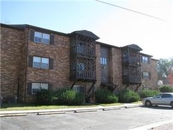 Kensington Apartments in Ottawa, KS - Building Photo