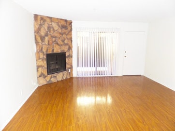property at 14942 Burbank Blvd