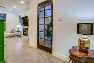 3823 Greenville Ave in Dallas, TX - Building Photo - Building Photo