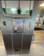 6730 S South Shore Dr in Chicago, IL - Building Photo - Building Photo