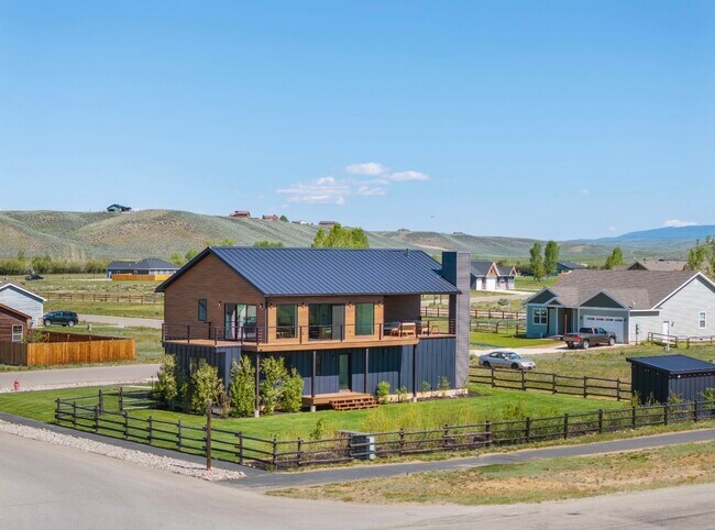 1205 Trails Creek Ave in Pinedale, WY - Building Photo - Building Photo