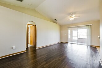 2391 Sweetwater Blvd in St. Cloud, FL - Building Photo - Building Photo