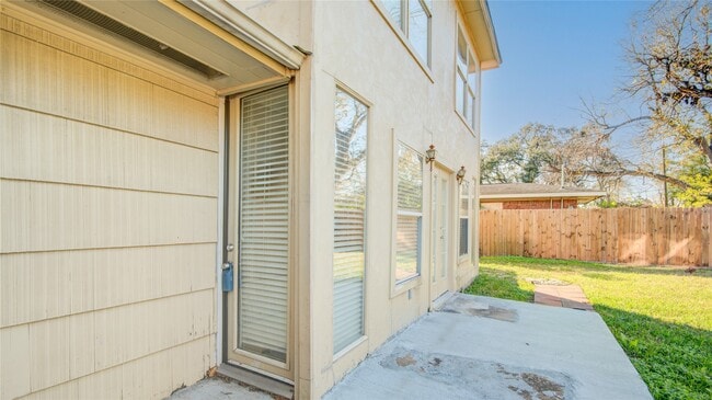 5902 Hornwood Dr in Houston, TX - Building Photo - Building Photo