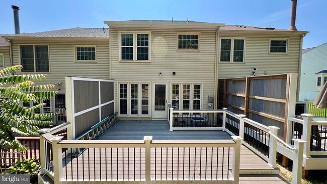 property at 208 Fair Oaks Ave