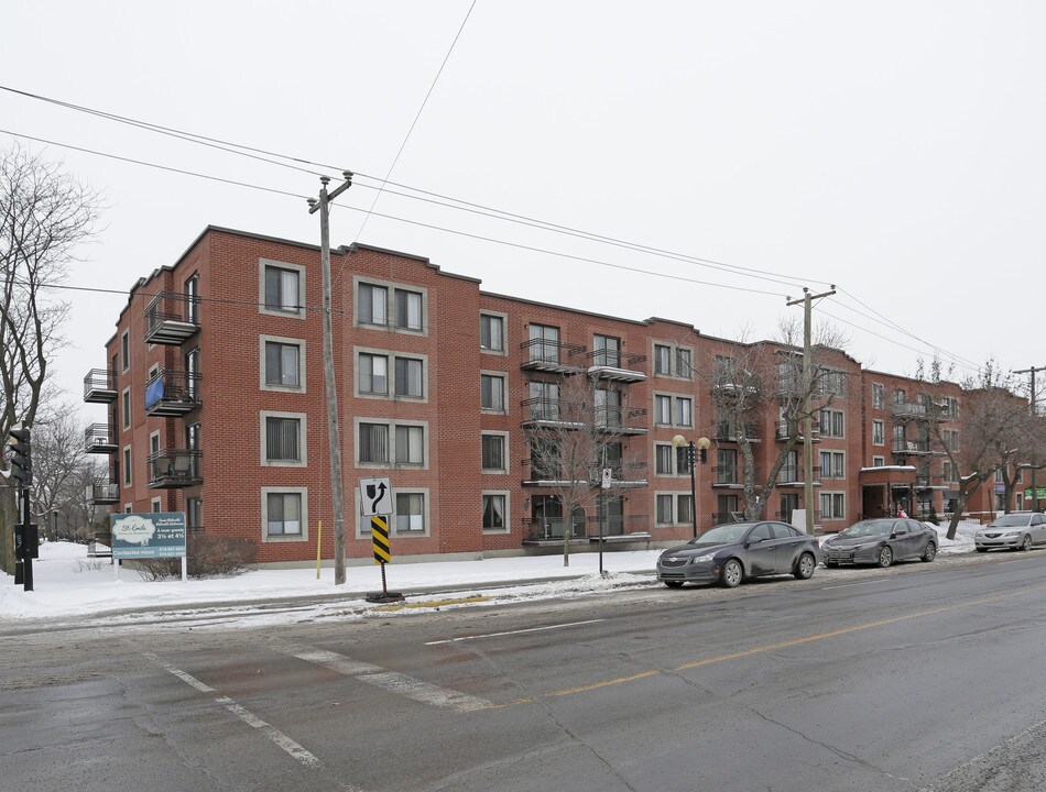 Le Saint-Émile in Montréal, QC - Building Photo