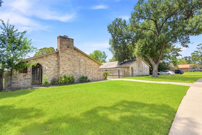 property at 6215 Autumn Arbor Dr