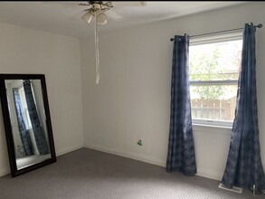 17 Boem Av in Toronto, ON - Building Photo - Building Photo