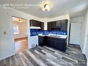 2709 Abbott Pl NW in Canton, OH - Building Photo - Building Photo