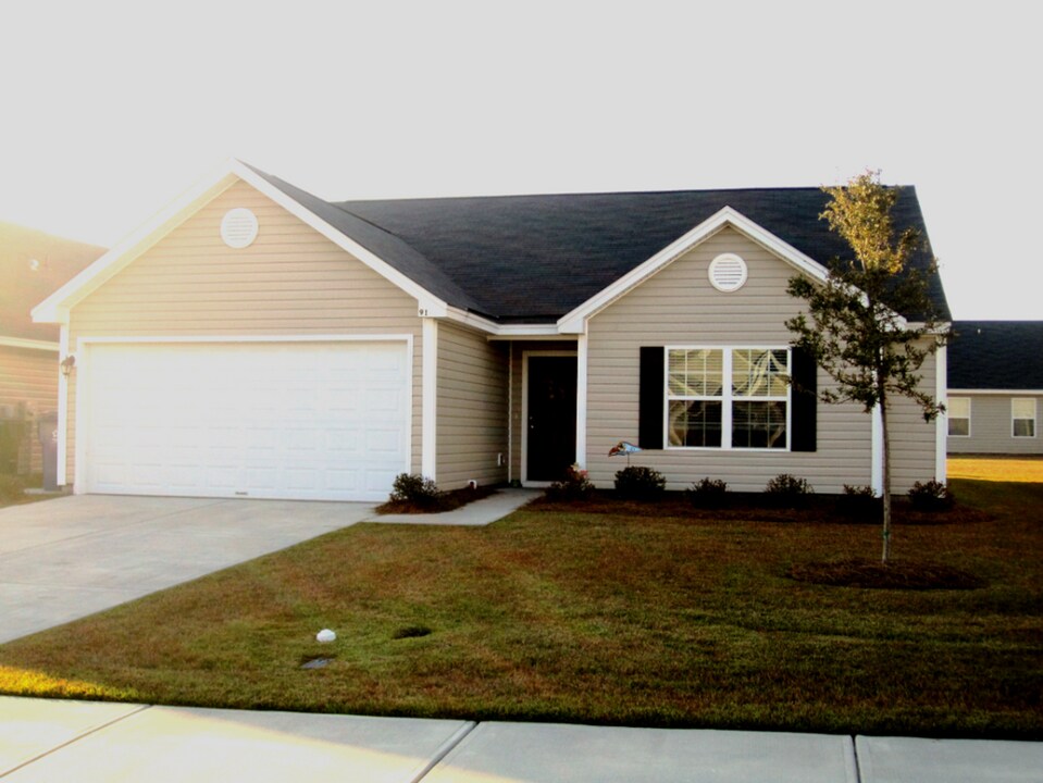 43 Roseberry Cir in Port Wentworth, GA - Building Photo