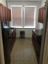 1800 Commonwealth Ave, Unit 10 in Boston, MA - Foto de edificio - Building Photo