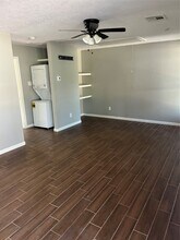 18222 Bonnie Alice Dr in Montgomery, TX - Building Photo - Building Photo