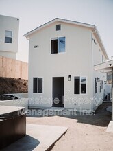 5263 Tipton St in San Diego, CA - Building Photo - Building Photo