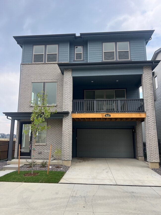 property at 16125 W Dequesne Ave