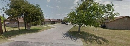 120 Water St in Kenedy, TX - Building Photo - Building Photo