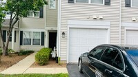 2227 Waterleaf Ct, Unit 103 in Naperville, IL - Foto de edificio - Building Photo