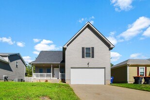 519 Fox Trot Dr in Clarksville, TN - Building Photo