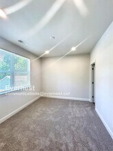 103 Webb St in Mount Holly, NC - Building Photo - Building Photo