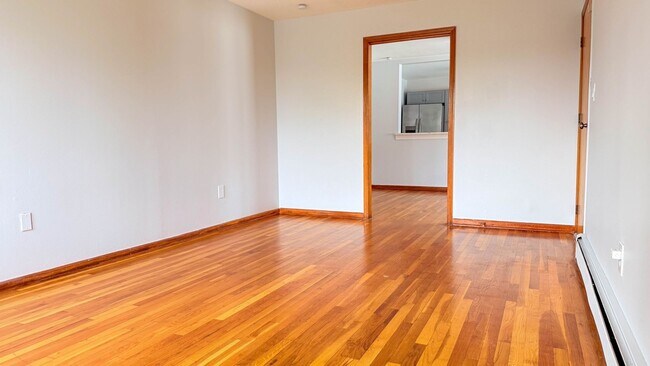 709 Garden St in Elizabeth, NJ - Building Photo - Building Photo