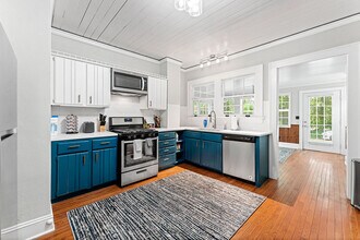 659 S Peachtree St in Norcross, GA - Building Photo - Building Photo