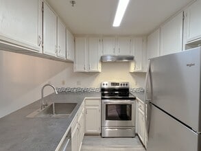 1209 NW 85th St in Seattle, WA - Building Photo - Building Photo