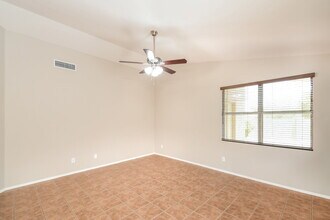 1266 E Sierra Madre Ave in Gilbert, AZ - Building Photo - Building Photo