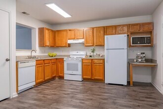 Country Ranch Apartments in Fort Collins, CO - Foto de edificio - Building Photo