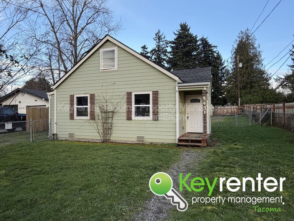 5431 Clarkston St in Tacoma, WA - Building Photo